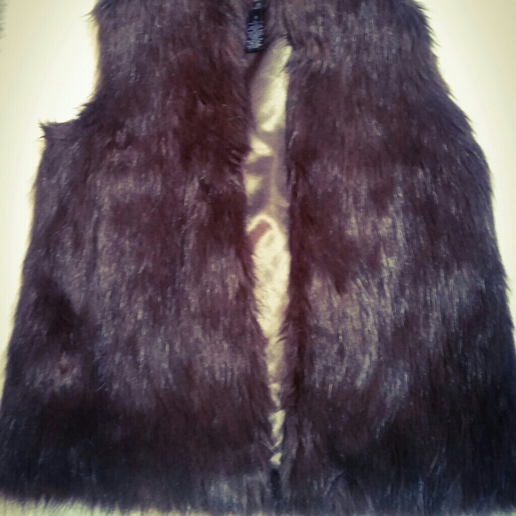 Willi Smith Outerwear - Faux fur vest