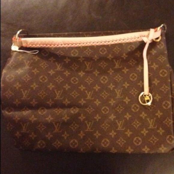 Beautiful new purse. Lv imitation