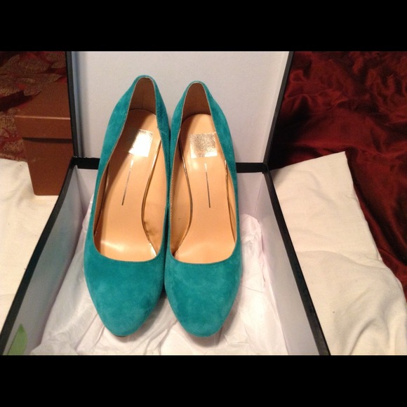 Mint suede platform pumps by dolce vita - Picture 1 of 3