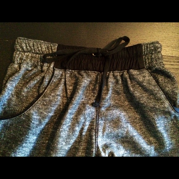 🔴SOLD🔴 Diff Site. Edgy Gray Sweatpants! - Picture 2 of 3
