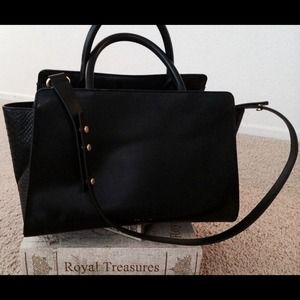 💯 Authentic ZAC POSEN!!!!