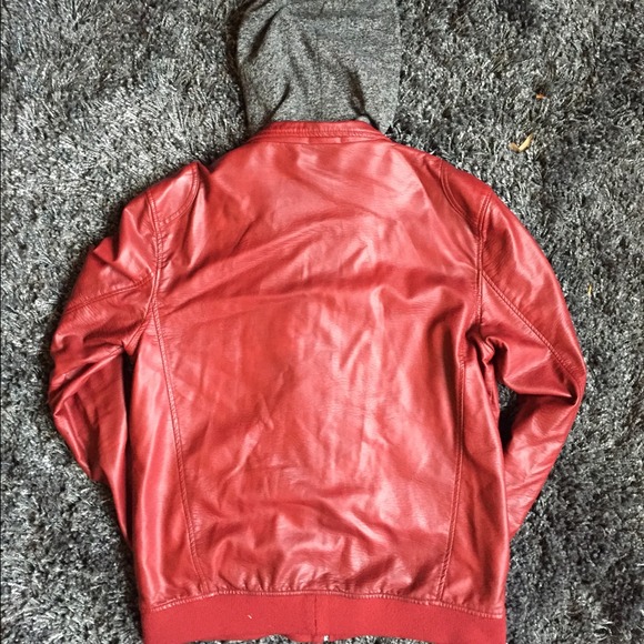CHARLE AND HALF mens RED pleather jacket - Picture 2 of 3