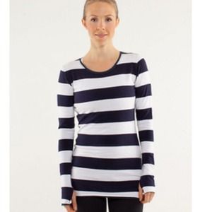 Lululemon Every Yogi Long Sleeve Reversible Sz 4