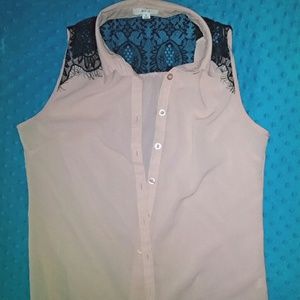 Cute Pink Button down Top!