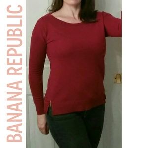 🔥 SALE! 🔥 Banana Republic Red Sweater