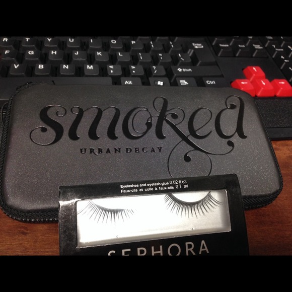 URBAN DECAY SMOKED PALETTE