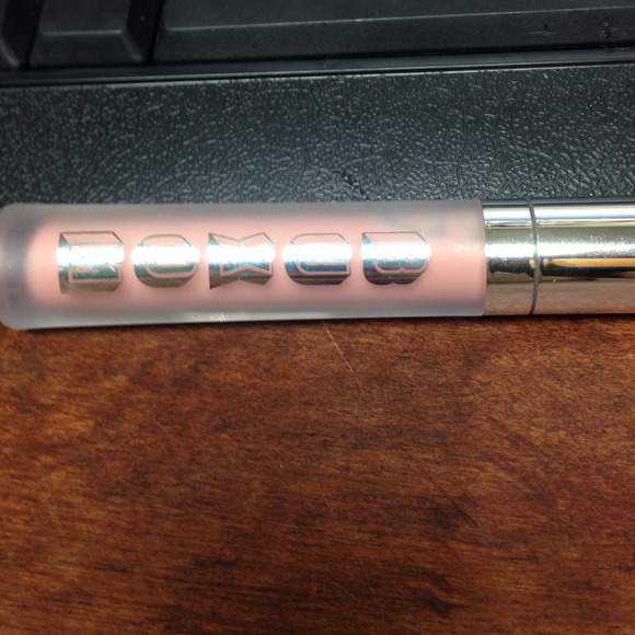 BUXOM FULL ON LIP CREAM - WHITE RUSSIAN