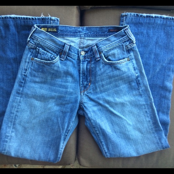 Citizens of Humanity "JAGGER BOOT CUT" Jeans. 29