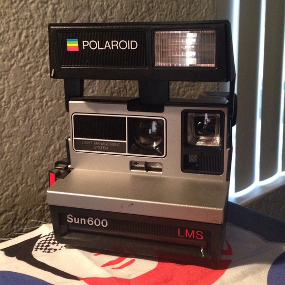 Vintage Polaroid Sun 600 Land Camera