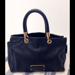 MARC JACOBS to hot to handle BLACK leather bag