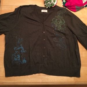 3/4 sleeve sweater