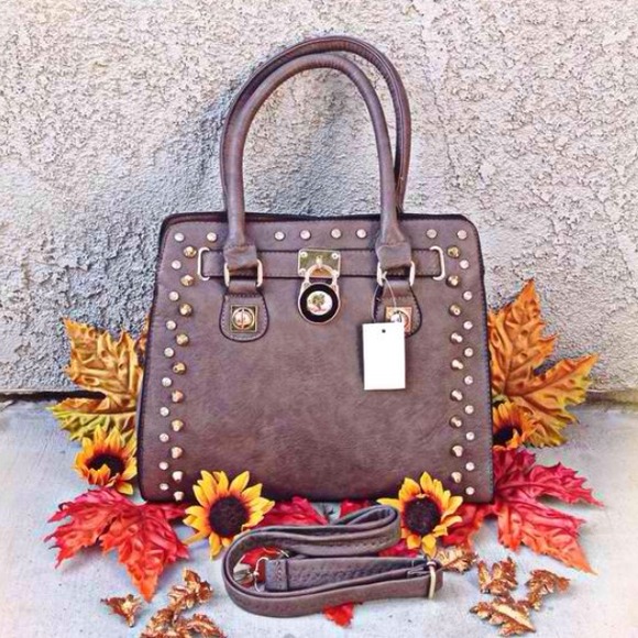 ❗️🚫SOLD IN BUNDLE❗️Mocha Lover's Kiss Handbag - Picture 2 of 4