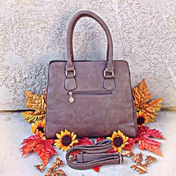 ❗️🚫SOLD IN BUNDLE❗️Mocha Lover's Kiss Handbag - Picture 3 of 4