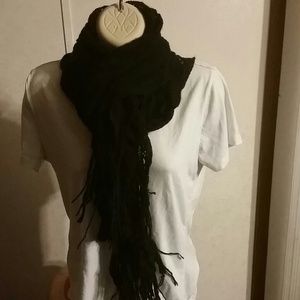Black scarf with fringe