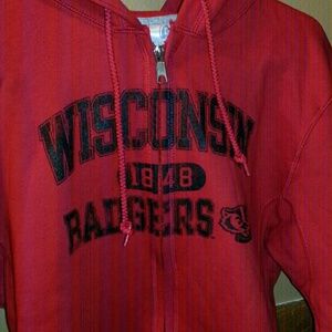 Badger zip up