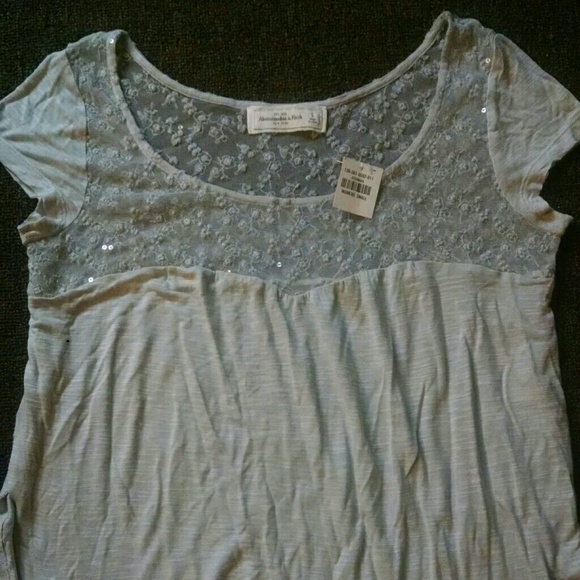 Abercrombie & Fitch top