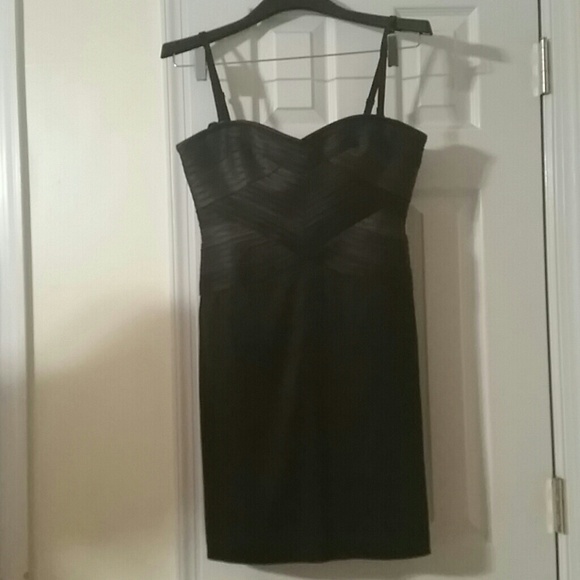 💜💜Deal of the Day 💜💜 BCBG Maxazria Dress