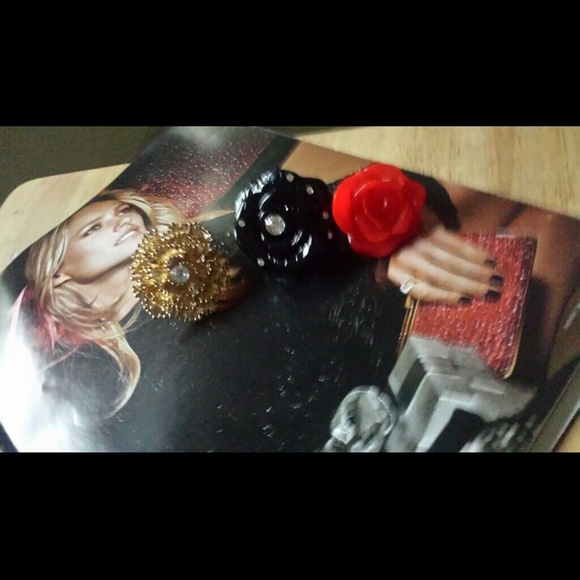 Rose rings - Picture 1 of 1