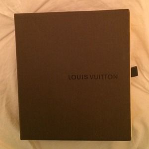 Louis Vuitton box