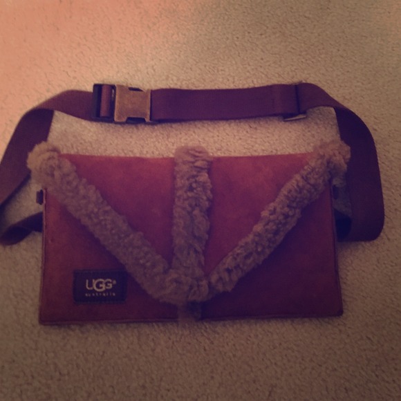 Ugg brand waist or small arm bag