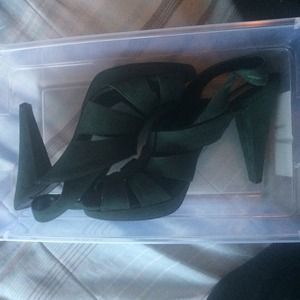 Forest green heels!