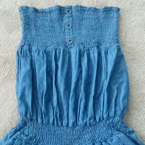 *NWOT* Adorable Denim Romper - Picture 2 of 4