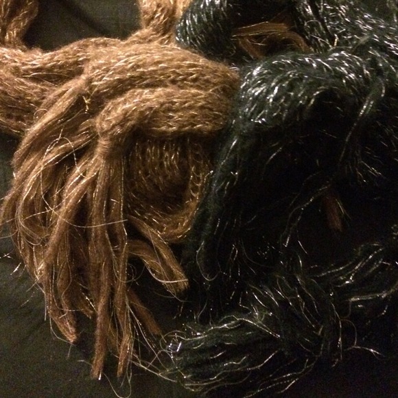 Scarf bundle - Picture 4 of 4