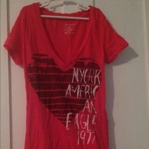 American eagle graphic tee shirt