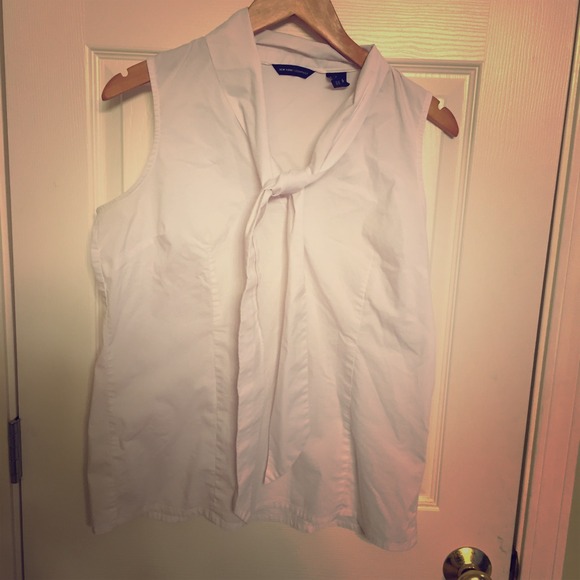 Blouse no-sleeved blouse