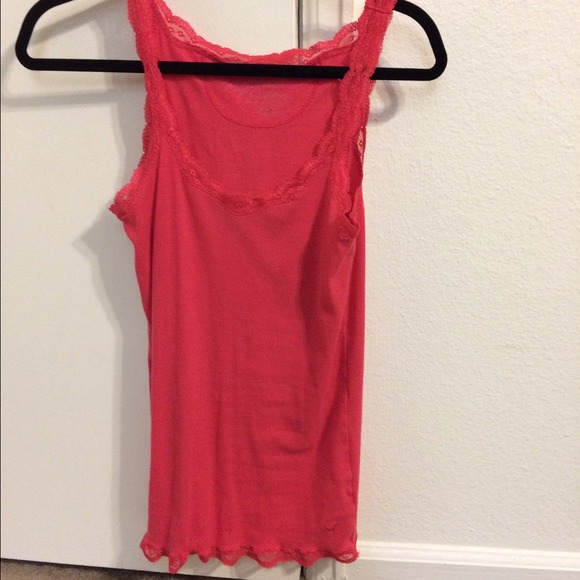 American Eagle boyfriend coral lace tank top