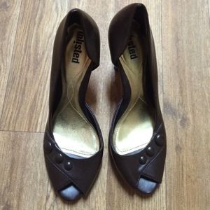 Brown heels 👠👠