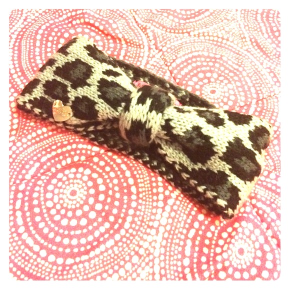 🐯Grey Cheetah Print Knit HeadBand!
