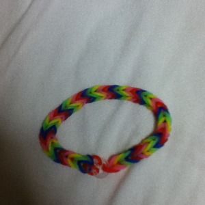 Rainbow rubber band bracelet