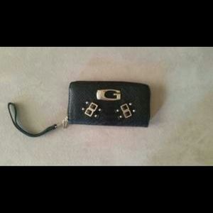 Guess clutch wallet