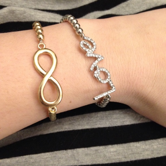 New w/tags beaded bracelets