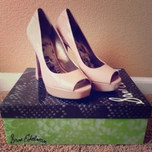 NWT Sam Edelman Tacoma Peep Toe Pumps Nude