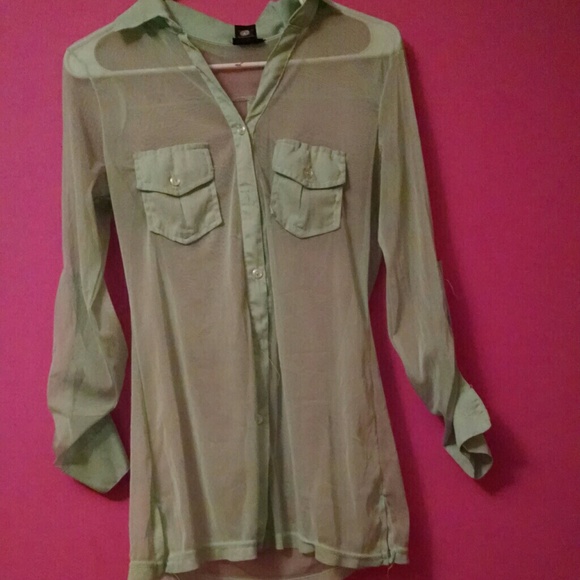 Rue 21 mint shirt