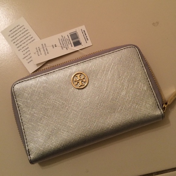robinson metallic zip continental wallet
