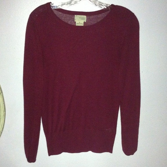 thin maroon sweater