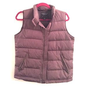 American Eagle Puffer Vest