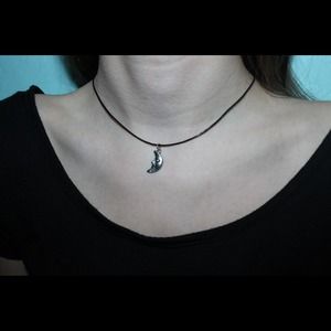 Moon charm chocker