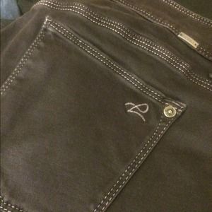 NWOT DL1961 ANGEL MID-RISE SKINNY ANKLE IN BLACK