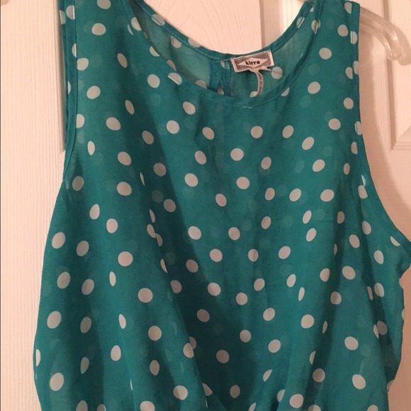 Green And white  dot crop top!