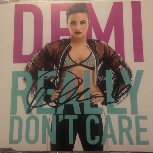 Demi lovato autograph cd