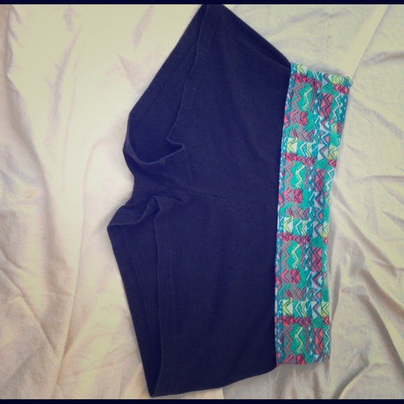 Aerie yoga shorts!