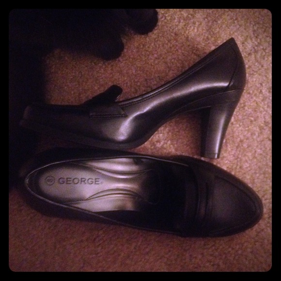 George 2' Heels