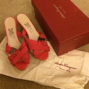 🛑SOLD🛑 Salvatore Ferragamo Grisela Wedge