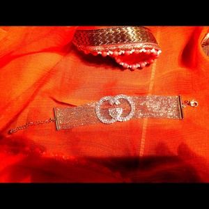 Gucci sign elegant party wear bracelet