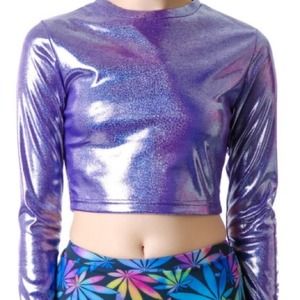 Everland clothing holographic top