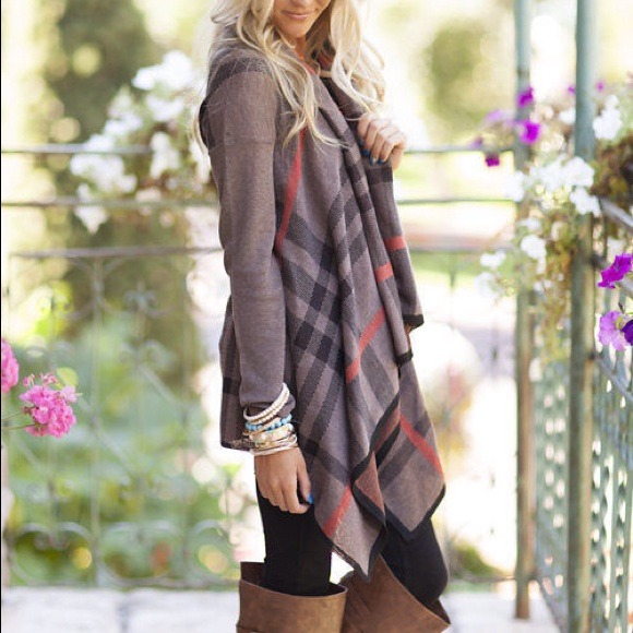 boutique Outerwear - New listing Brown Plaid Sweater Cardigan S,M,L